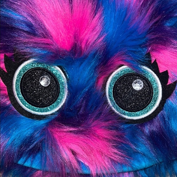 Colorful Furry Monster Hat for Kids NWOT - Picture 2 of 3